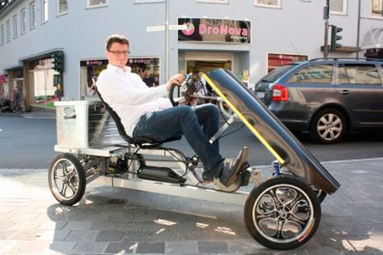 Cit-Kar (Stand 23): Ein vierrädiges E-Bike mit Dach und einer Transportbox – urbane Mobilität neu erleben. (Bild: Cit-Kar )