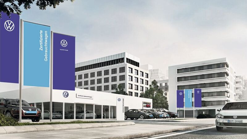Vor allem auf den Höfen der Händler wird sich mit dem Weltauto-Nachfolger „Volkswagen Zertifizierte Gebrauchtwagen“ einiges verändern.(Bild:  Volkswagen AG)