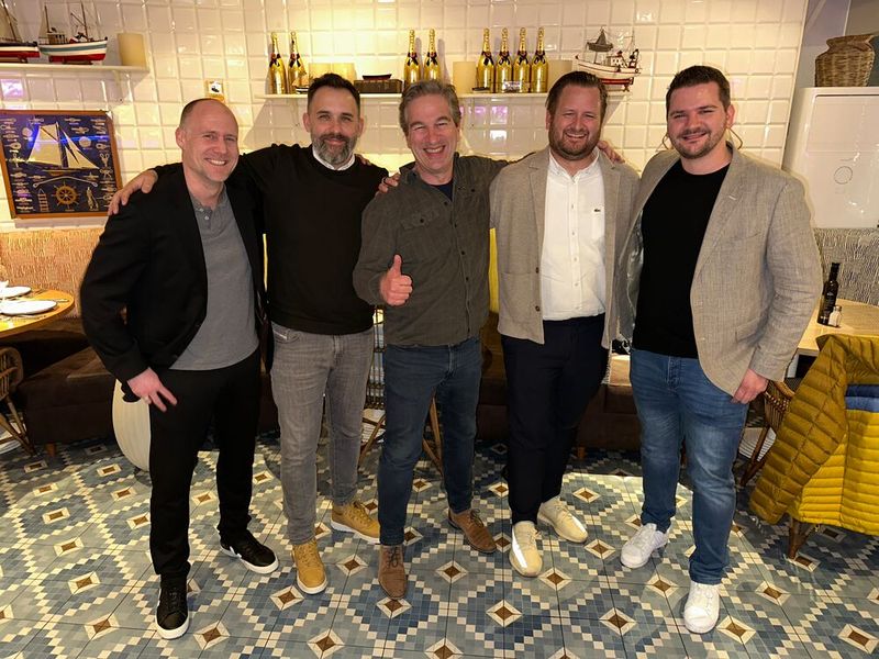 Danke an Stefan Ebnöther und seinem Littlebit Team für die Dinner-Einladung am 2. Messeabend in Marina Bay. (Bild: Vogel IT-Medien)