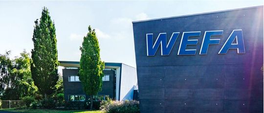 Die Strangpresswerkzeuge im Tesla-Werk stammen laut Studie von der Firma Wefa. Die Strangpresswerkzeuge im Tesla-Werk stammen laut Studie von der Firma Wefa.