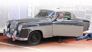 Das Arbeiten mit und an Young- und Oldtimern kann sich für zahlreiche Kfz-Betriebe durchaus lohnen, wenn qualifiziertes Personal vorhanden ist. (Bild: Grimm – VCG)