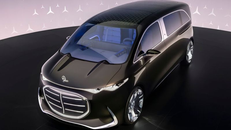 Der windschnittige Van steht auf Riesenrädern im 24-Zoll-Format. (Bild: Mercedes-Benz)