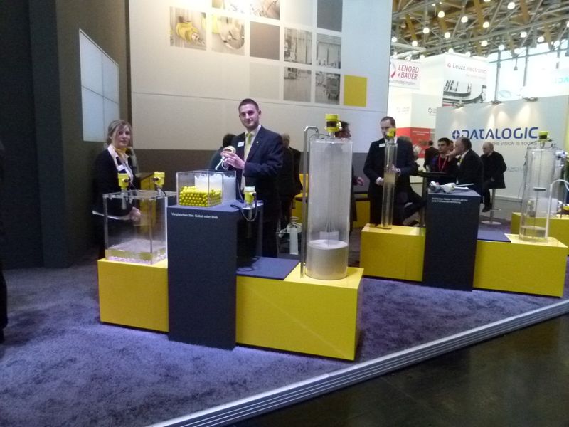 Zum 25. Messe-Jubiläum strömten 56.787 Besucher durch die 14 Hallen, in denen insgesamt 1.602 Aussteller ihre Produkte und Lösungen der Automatisierungsbranche präsentierten. Im Kongresszentrum der SPS IPC Drives fanden zudem verschiedene Veranstaltungen statt. Dieses Angebot nahmen 253 Teilnehmer wahr.  (Bild: VBM)