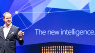 Gregor Bieler, General Manager und Channel-Chef bei Microsoft Deutschland schwörte als Gastgeber der #DPK18 die Teilnehmer auf das Thema KI ein. (Microsoft)