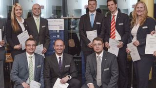 Die Absolventen des „Junior Leadership Programs“ (v.l.): Kay Staas, Annika Seehase, Enrico Han-Voth, Marcus Redeker, Sascha Krietenstein, Ralf Berning, Jörg Schönheit, Heiko Springsguth, Julia Bertram und Anja Grohnert. (Wago)