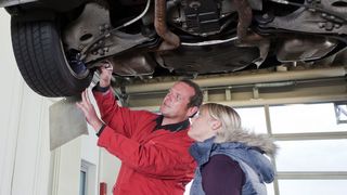 Gute Beratung erhöht für Werkstätten die Chancen, weiterempfohlen zu werden. (ProMotor/Volz)