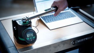 Die Smartcheck-Produktfamilie ist auf die mobile und stationäre Prüfung von Drehmomentwerkzeugen ausgelegt. (Bild: Stahlwille)