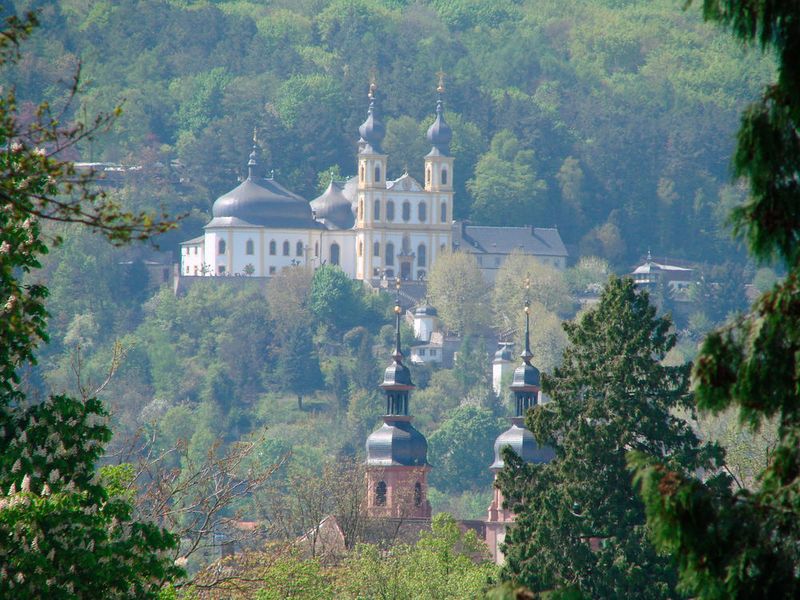 Sehenswürdigkeiten wie die Wallfahrtskirche Käppele …  (Bild: Michel/»kfz-betrieb«)