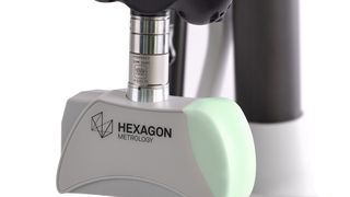 Der HP-L-8.9 Laserscanner lässt sich auf jedem Romer Absolute Arm mit sechs Achsen montieren und ermöglicht die Erfassung von Punktwolken mit hohen Geschwindigkeiten. (Bild: Hexagon)