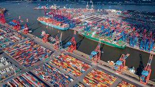 Der Hamburger Hafen soll in das Projekt zum autonomen Fahren eingebunden sein. (Bild: HHLA)