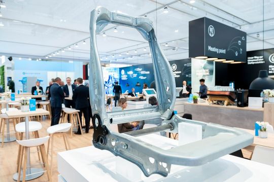 Wie man mit neuen Stählen unter anderem leichte Autositze fertigen kann, verrät Thyssenkrupp Steel vom 7. bis 10. November 2023 auf der Blechexpo 2023 in Stuttgart in Halle 10. Hier ein kleiner Ausblick auf die Highlights.(Bild:  Thyssenkrupp Steel / rainer.kaysers@gmx.de)