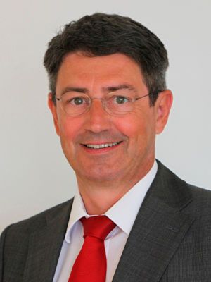 Wilfried Reiners studierte Rechts- und Wirtschaftswissenschaften in München und San Diego. Nach einer mehrjährigen Tätigkeit für eine internationale Unternehmensberatung gründete er 1989 seine eigene Kanzlei mit dem Beratungsschwerpunkt Recht in der IT.(Bild:  Wilfried Reiners)