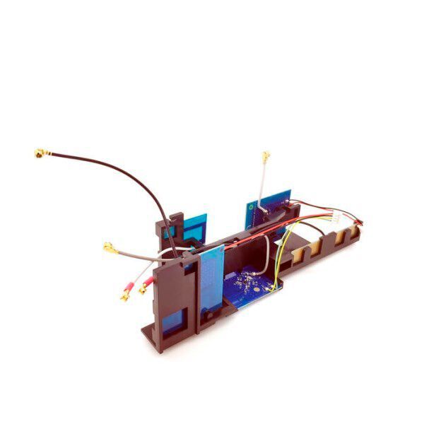 Sine Leistungsfähigkeit im Bereich der Antennentechnologie will Wanshih Electronic auf der embedded world 2020 demonstrieren. Die intergrierte MIMO-Antenne des taiwanesischen Herstellers verbessert die Übertragungsqualität bei der drahtlosen Kommunikation. Bei der Anwendung werden heute immer mehr drahtlose Verbindungs- und Positionierungstechnologien kombiniert: WiFi, Bluetooth, 3G/LTE-Mobilfunk, IEEE 802.11 WLAN-Systeme, WiMAX-Systeme, Radar- und GNSS-Positionierung. Wanshih Electronic dafür eine Reihe passender Lösungen an. Alle Produkte können nach Kundenvorgaben angepasst werden.  (Halle 3 / 3-613) (Bild: Wanshih)