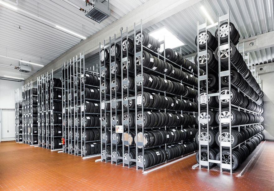 Reifenregal Anlage.png (HaCoBau Hallen und Container Systeme GmbH)