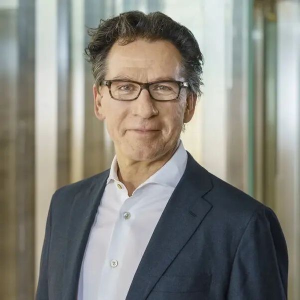 James Sabry, M.D. Ph.D. und Leiter von Roche Pharma Partnering, geht nach vierzehn Jahren bei Roche in den Ruhestand.  (Bild: Roche)