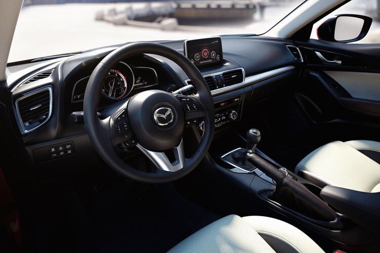 Auch innen lässt sich Mazda nicht lumpen und setzt auf hochwertige Materialien. (Foto: Mazda)