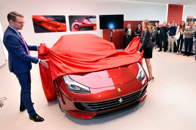 Dabei war auch der neue Ferrari GTC 4 Lusso erstmals in Deutschland zu sehen. (Foto: Maranello Motors)