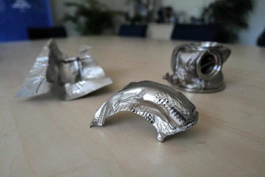 (Halbschale für thermische Isolierungen von Turboladern. Bild: Kölle/Stampack.)