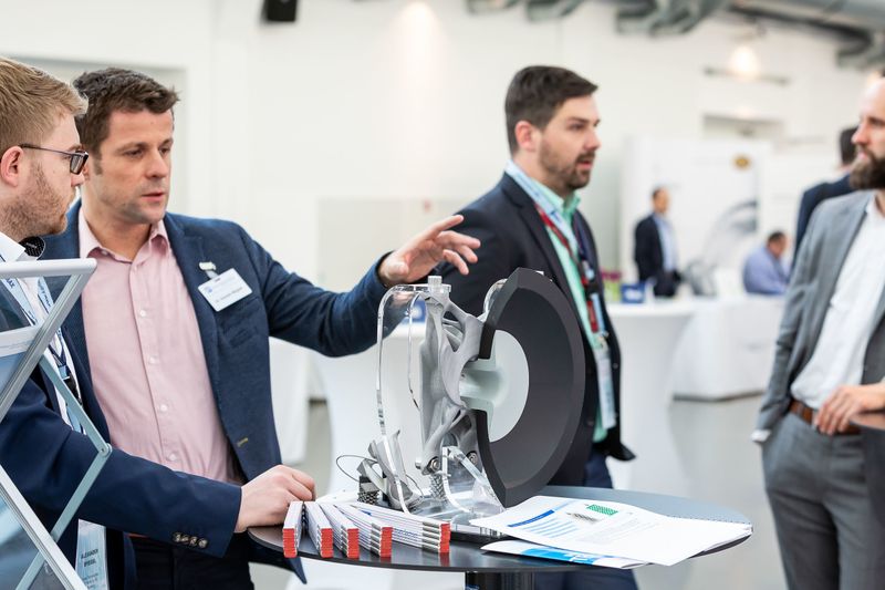 Sie visualisieren schließlich die Leichtbaukonzepte der OEMs, Zulieferer und EDLs.  (Stefan Bausewein)