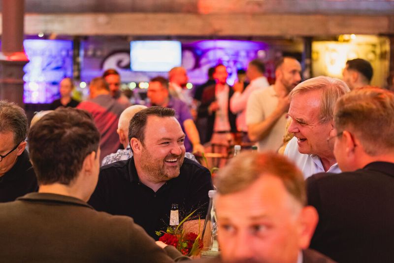 Impressionen vom 24. Würzburger EMS-Tag: Im Mittelpunkt standen aktuelle Branchenthemen, praxisnahe Impulse und insbesondere der persönliche Austausch innerhalb der EMS-Community. (Bild: Stefan Bausewein)