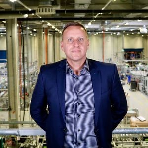 Oliver Makko hat zum 1. Mai 2023 die Position als CFO bei BMZ Germany übernommen.(Bild:  BMZ Germany)