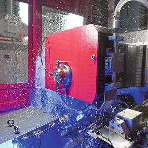 Die ZR 35 verfügt über eine Schrägeinstechanordnung mit verstellbarem Winkel von +6 bis -10 Grad.