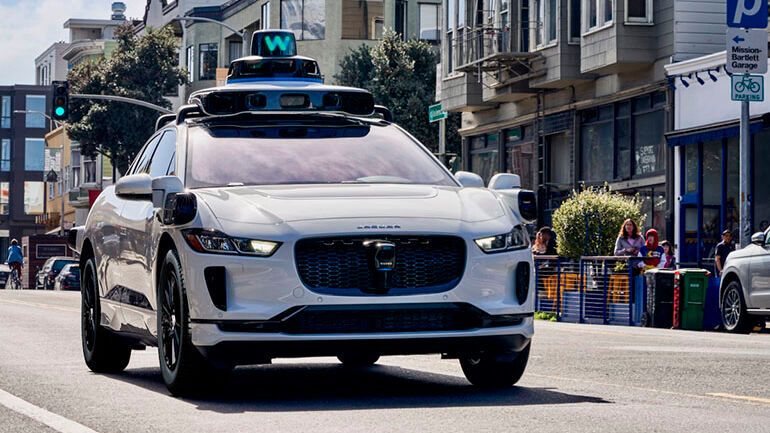 Bereits im Februar hat Waymo mit seinem Robotaxi eine Rekordmarke in Sachen Fahrten erreicht. (Bild:  Waymo)
