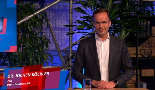 Vom 25. bis zum 29. April 2022 sollen sich die Tore der Hannover Messe auch wieder physisch öffnen – ein paar Informationen zu den Themenschwerpunkten gab es in der heutigen Pressekonferenz.(Bild:  Screenshot Vogel Communications Group)