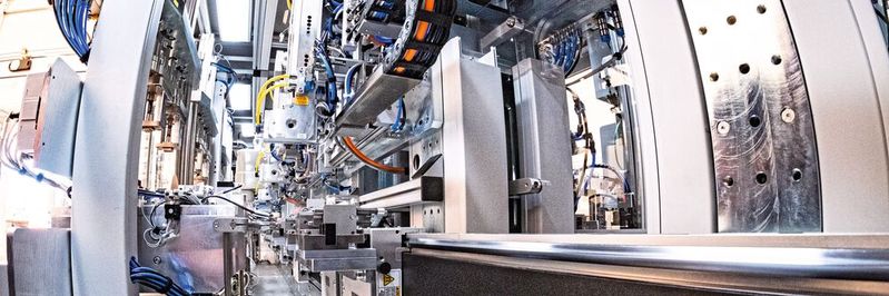 Das Dossier Maschinensicherheit 2021 versammelt die spannendsten Artikel der konstruktionspraxis rund um Funktionale Sicherheit aus den letzten Monaten.(Bild:  sienk.de)