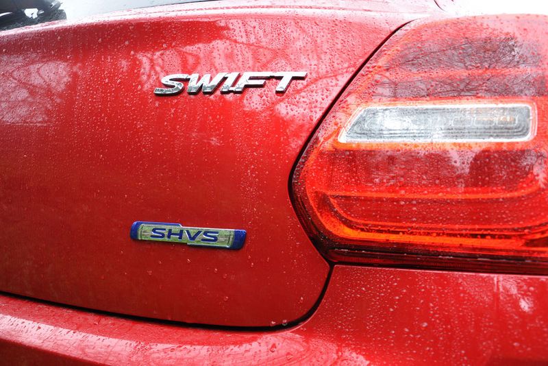 Suzuki kennzeichnet es mit dem Kürzel SHVS – Smart Hybrid Vehicle by Suzuki. (Seyerlein / »kfz-betrieb«)