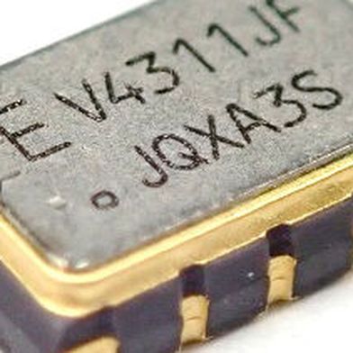 Seinen neuen einachsigen Gyrosensor XV4311BD hat Epson für Inertialsensoranwendungen im Automobilbereich konzipiert. (Bild: Epson)