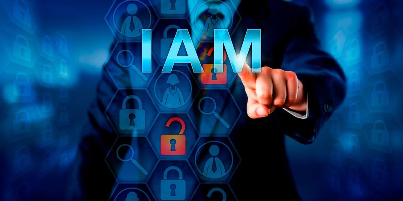 Die Identity Governance und das Lifecycle-Management von Zugriffsberechtigungen kann durch die Förderung einer engeren Zusammenarbeit zwischen den Fachabteilungen und der IT  verbessert werden. (Bild: eowolfert-stock.adobe.com)