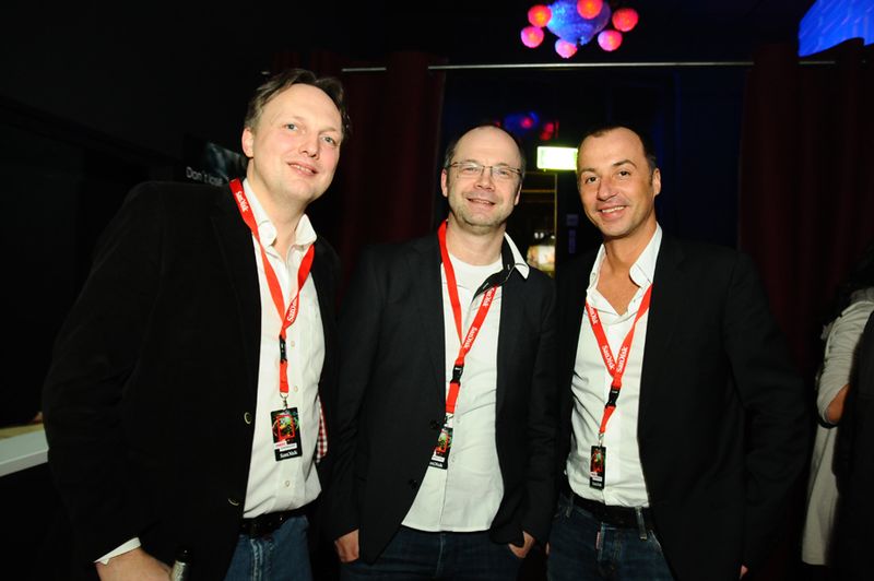 v.l. Stefan Beneking (Chips & More), Torsten Duffner (Smartbook) und Alexander Laske (Chips and More) (IT-BUSINESS)