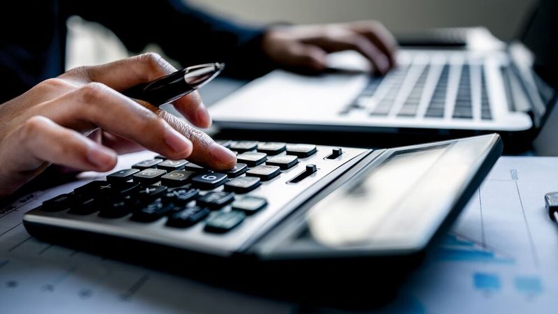 Das LG Nürnberg-Fürth hat eine differenzierte Meinung zum Ausgleichsanspruch.(Bild:  ©sirichai - stock.adobe.com)