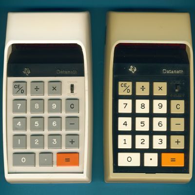 Der Ein-Chip-Taschenrechner TI-2500, auch bekannt als 