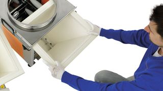 Mit dem Wechselmodul – Material in weniger als 60 Sekunden gewechselt. (Bild: Franz Knittel/Motan Colortronic)