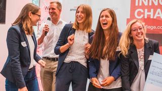 Gegen 66 Teilnehmer konnten sich die glücklichen Sieger der Fiege-Innovation-Challenge durchsetzen.  (Fiege)