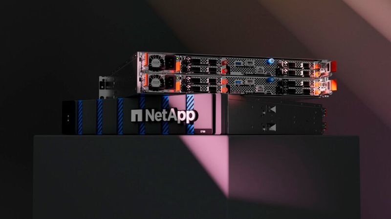 Die neuen Hochleistungsmodelle aus der hybriden EF-Serie. (Bild: NetApp)