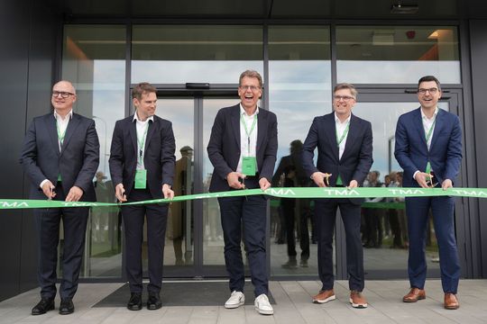 From left to right: Gerhard Dimmler (CTO Engel Group), Piotr Orlikowski (Company founder and Managing Director of TMA Automation), Walter Aumayr (Vice President Automation Engel Group and Managing Director of TMA Automation), Marek Łangowski (Company founder and Managing Director of TMA Automation) and Stefan Engleder (CEO Engel Group) at the opening in Gdańsk  (Source:  Engel)