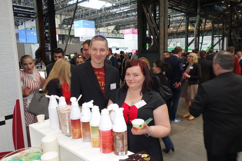 Eis geht immer, Axel Schmidt und Carmen Hupel, ASC Computersysteme. (Bild: IT-BUSINESS)