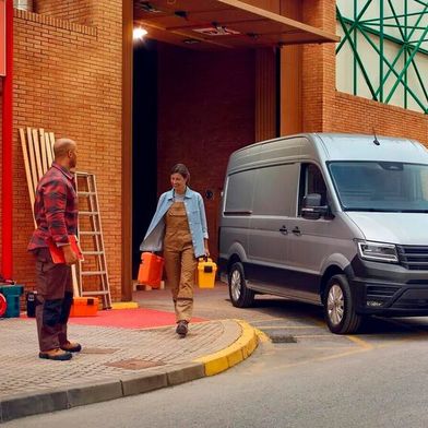 Wann müssen Fahrzeuge eines Flottenkunden das nächste Mal in die Werkstatt, weil größere technische Probleme auftreten? Volkswagen will Händlern und Flottenkunden jetzt mehr Einblicke in anstehende Wartungen verschaffen, um längere Standzeiten zu vermeiden. (Bild: Volkswagen Nutzfahrzeuge)