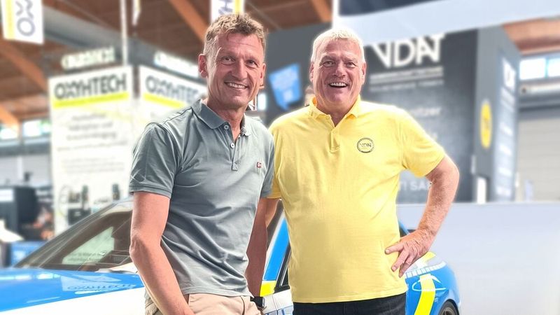 Stabwechsel beim VDAT: Dirk Kreidenweiß (links) übernimmt ab November die Geschäftsführung von Harald Schmidtke. (Bild:  VDAT)