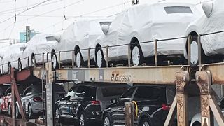 Im Oktober gab es für die Logistiker wieder mehr auszuliefern. Die Neuzulassungen in Europa legten um 4,9 Prozent zu. (Bild: Grimm/»kfz-betrieb«)