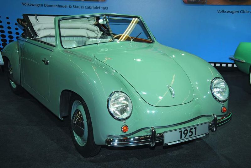 ... und zwar von 1950 bis 1955. In dieser Zeit wurden insgesamt etwa 100 Cabriolets gefertigt. (Archiv: Vogel Business Media)