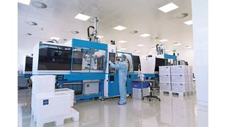 Starlim-Sterner verarbeitet Flüssigsilikon im Spritzguss unter Reinraumbedingungen. (Bild: Starlim)