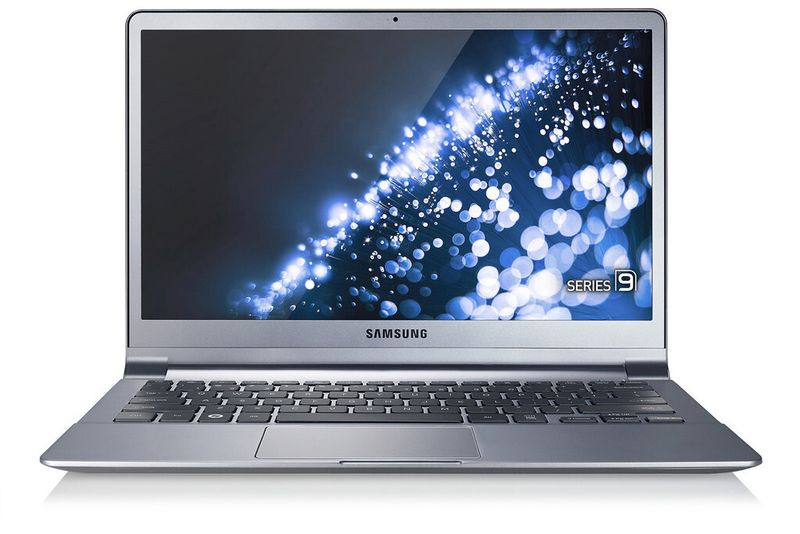 Beim Kauf eines Premium Ultrabooks der Serie 9 gibt es ein Galaxy Tab 2 7.0 Wifi gratis dazu. (Samsung)