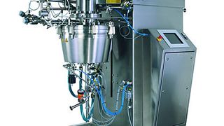 Die Ringspaltkugelmühle ist mit einem konischen Mahlraum ausgestattet, der bis zu 80% mit Mahlkugeln befüllt ist. Bild: Romaco (Archiv: Vogel Business Media)