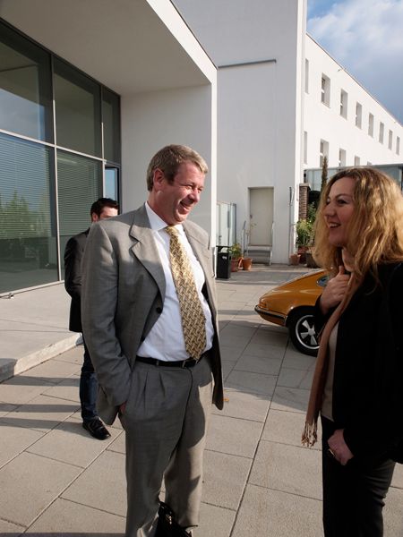Martin Schwörer (Schwörer Datentechnik) und Claudia Olbrich (Lenovo) beim Benzin-Talk. (Archiv: Vogel Business Media)