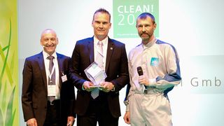 Bild_4_-_Preisverleihung-1q ()