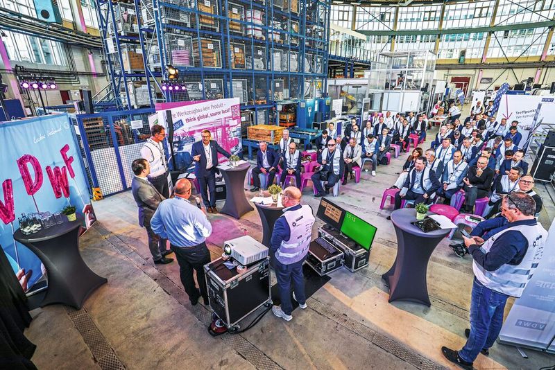 Rund 120 Teilnehmer aus 18 europäischen Landesverbänden und aus aller Welt kamen in den Räumlichkeiten des Fraunhofer IPK zusammen. (Bild: VDWF)